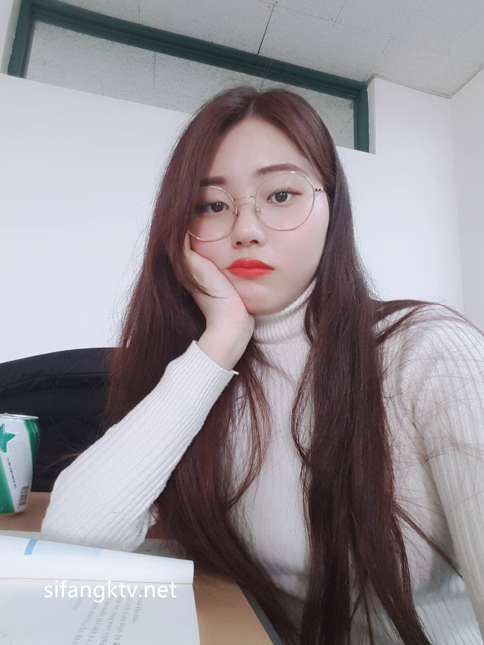 ♈ 真心漂亮丰满妹子被男友操的眼神迷离[1V 403M][百度盘]-【唯美小筑】